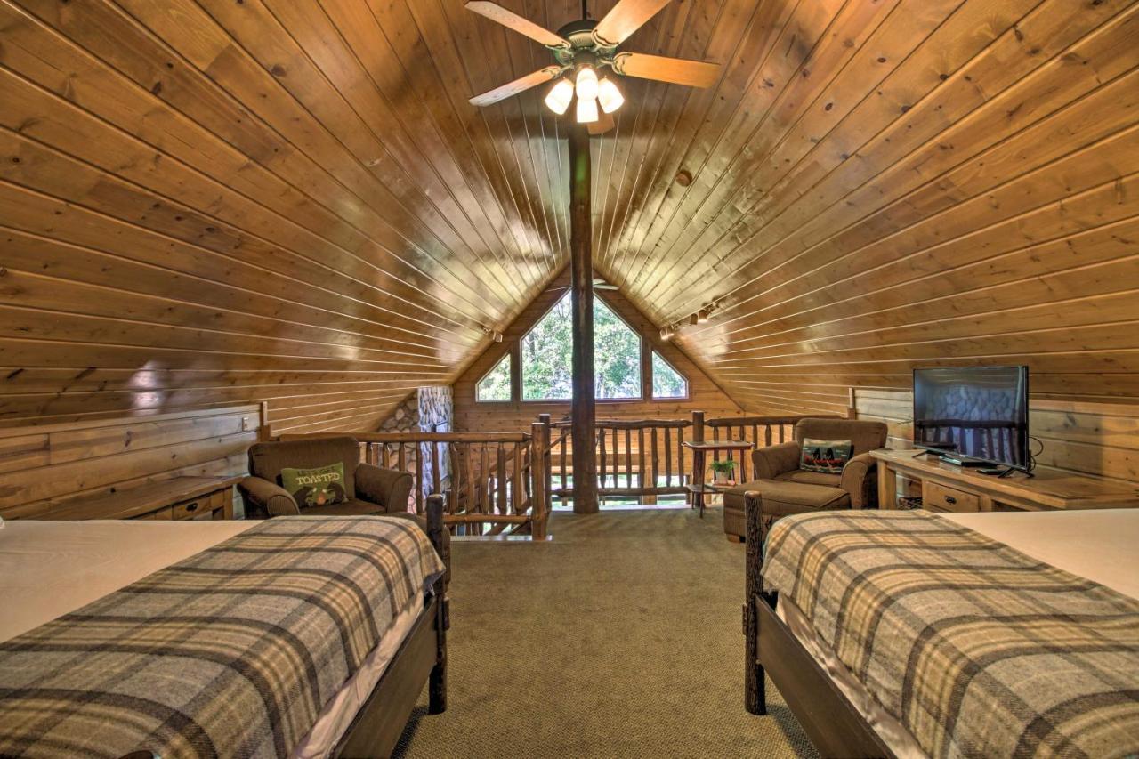 Alluring Nisswa Cabin On Gull Lake With Fireplace! Экстерьер фото